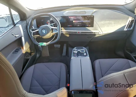 2024 BMW Ix xDrive50 z USA, uszkodzony, nr VIN WB523CF07RCR15752